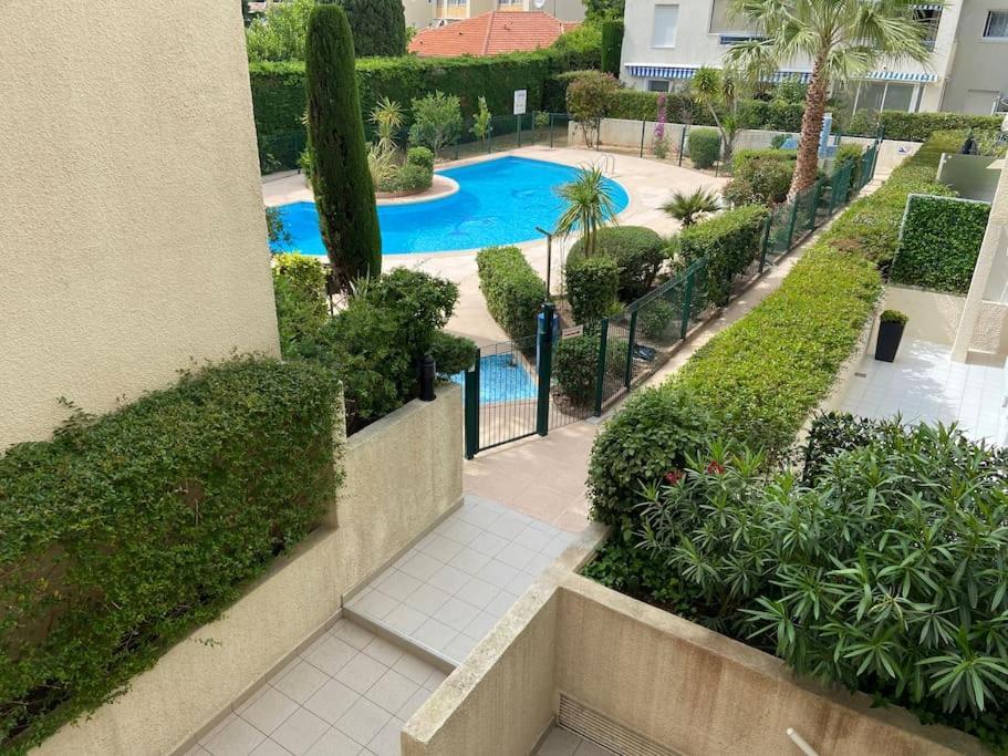 T2 Lumineux 4 Pers, Pisc,plag 2min, Park Priv,wifi Apartment